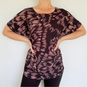 CAbi black pink abstract brush print lightweight short sleeve blouse size medium
